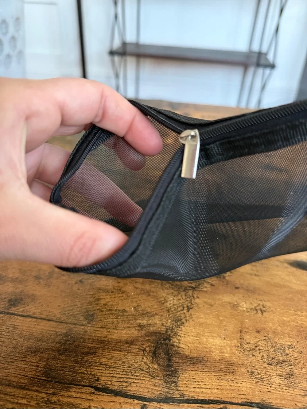 Black Mesh Zipper Pouch